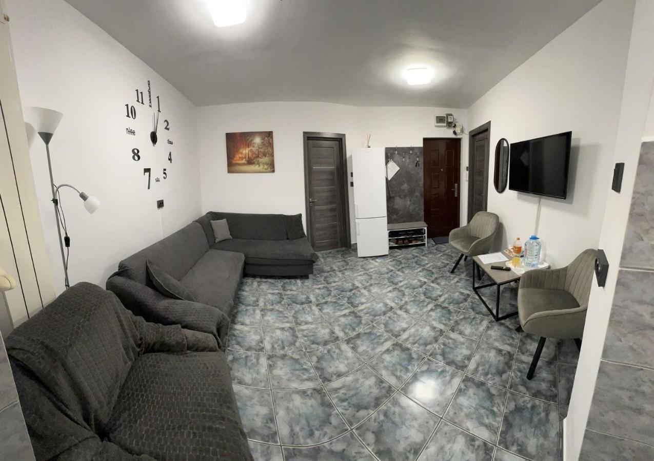 Ene Apartment Nagyvárad Kültér fotó